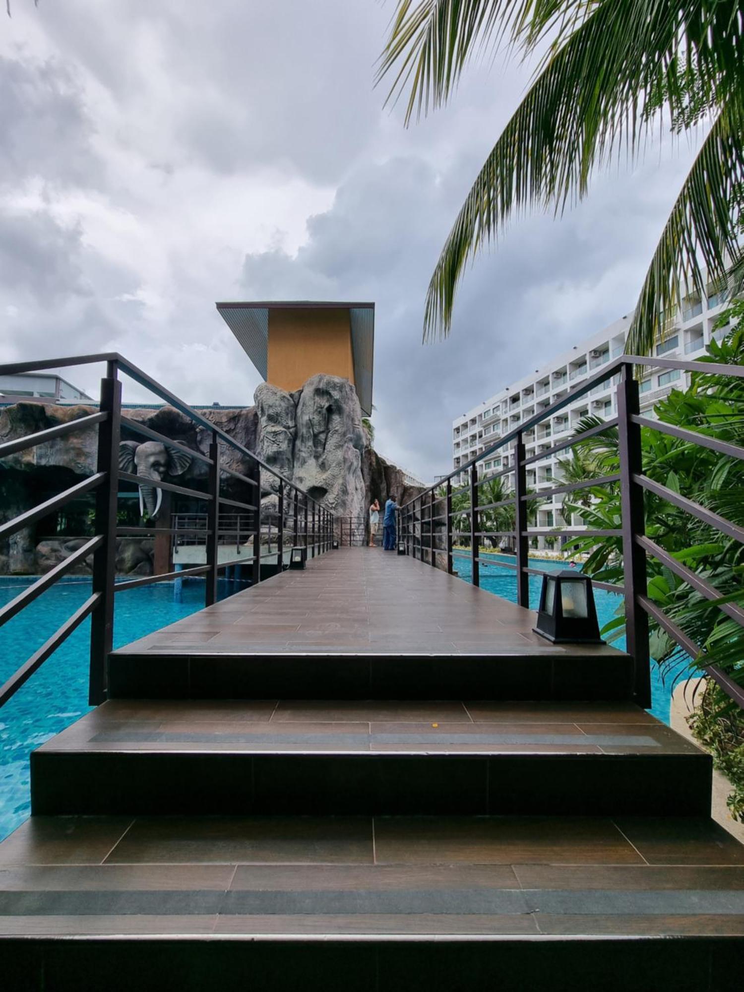 Laguna Beach Condo Resort 3 Maldives Pattaya Pool View ลากูน่า บีช คอนโด รีสอร์ต 3 พัทยา Jomtien Beach Exterior foto